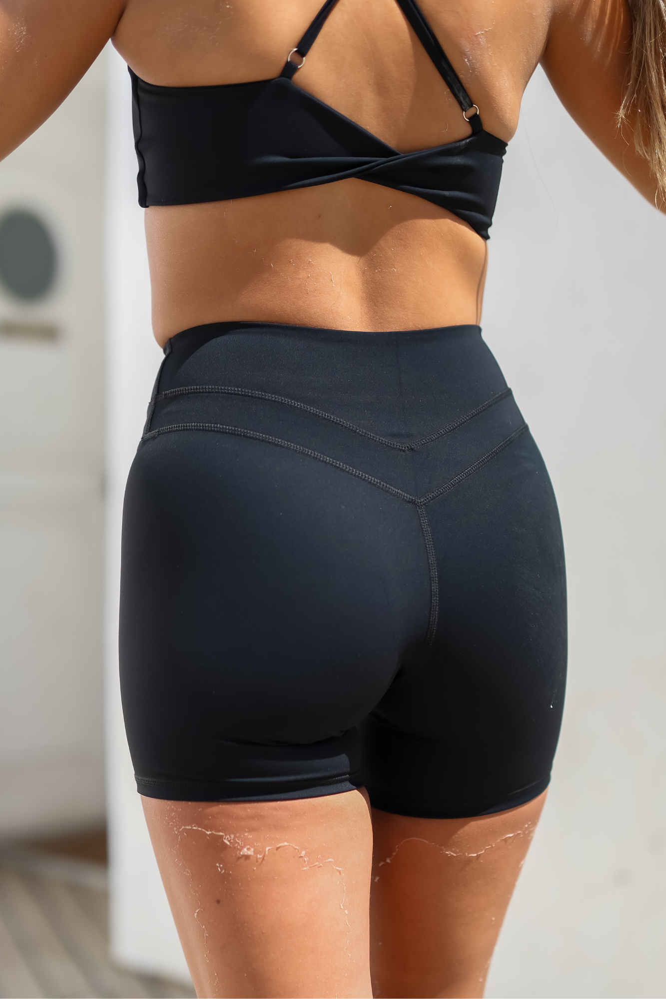 Thrill Negro - Short